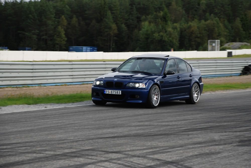 M3sedan6.jpg