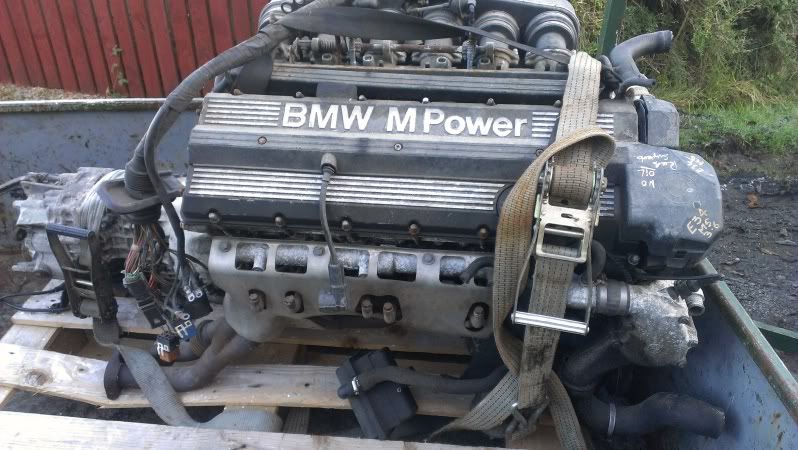 BMW E34 M5 3,6L 3,8L B36 B38 S38 1315445 Ansauggeräuschdämpfer LN2349