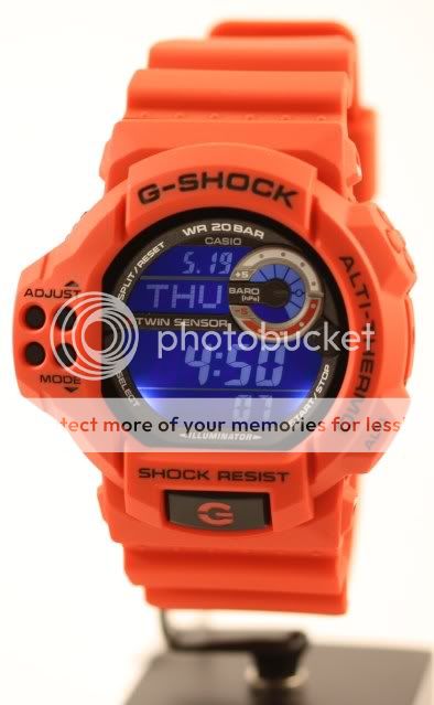 Casio G Shock Red Limited Edition Watch GDF100 4 NEW  